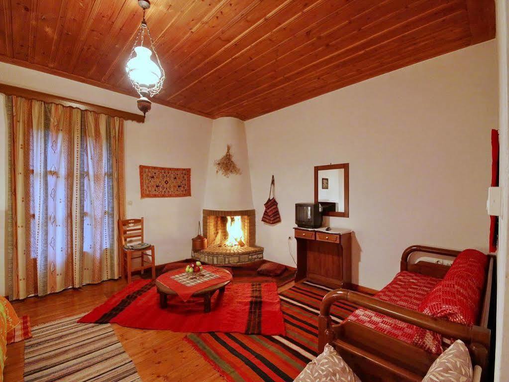 Andrea Sofi Guesthouse Dimitsana Exterior photo